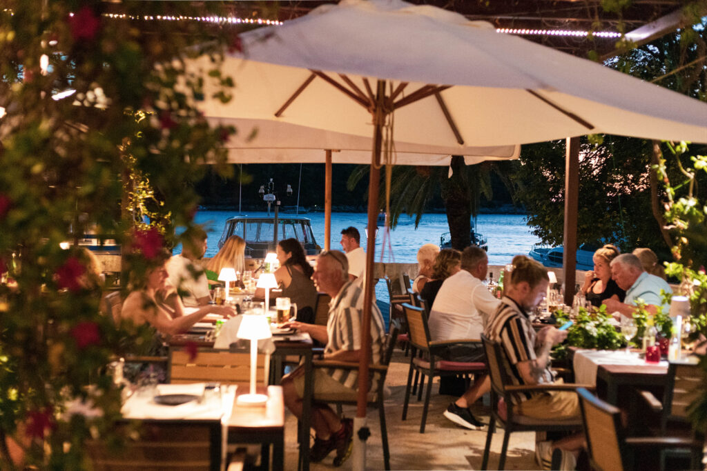 restaurant dolium cavtat